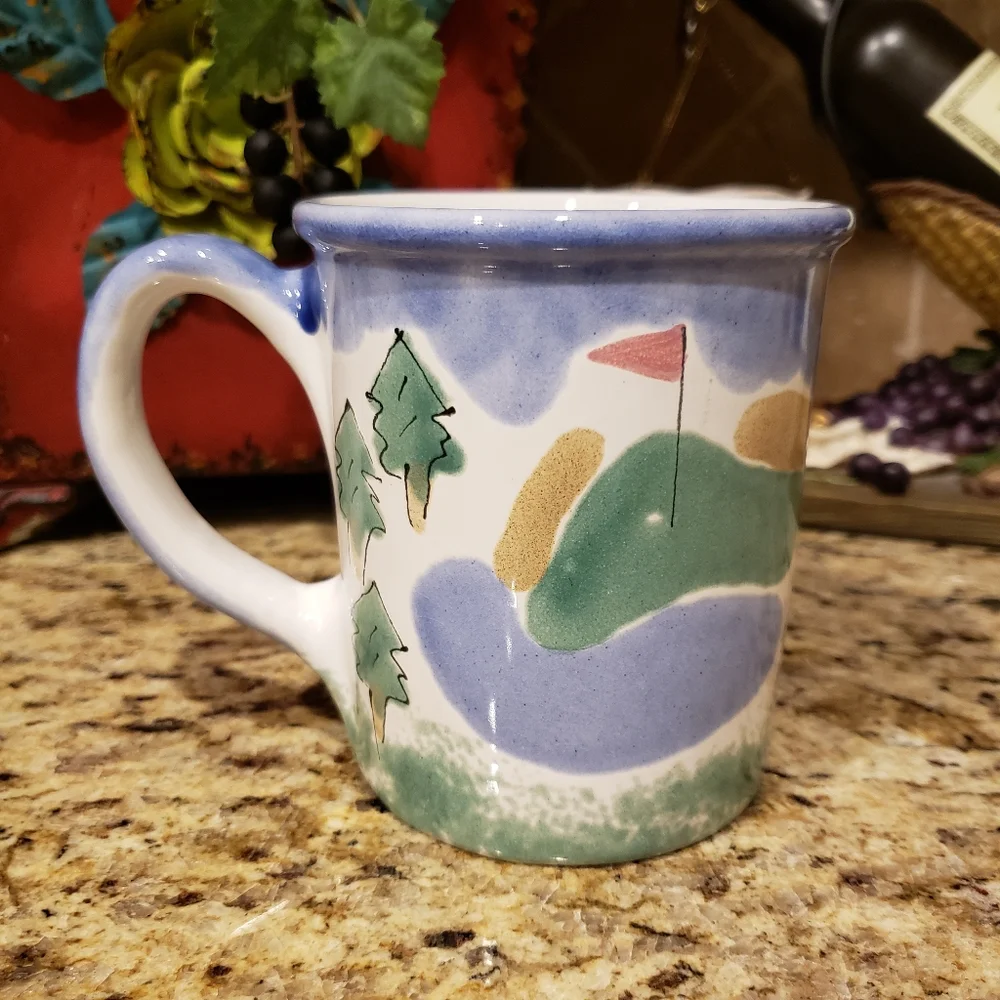 ITALIAN POTTERY Hand Painted Golf Course⛳ Mug NWOT